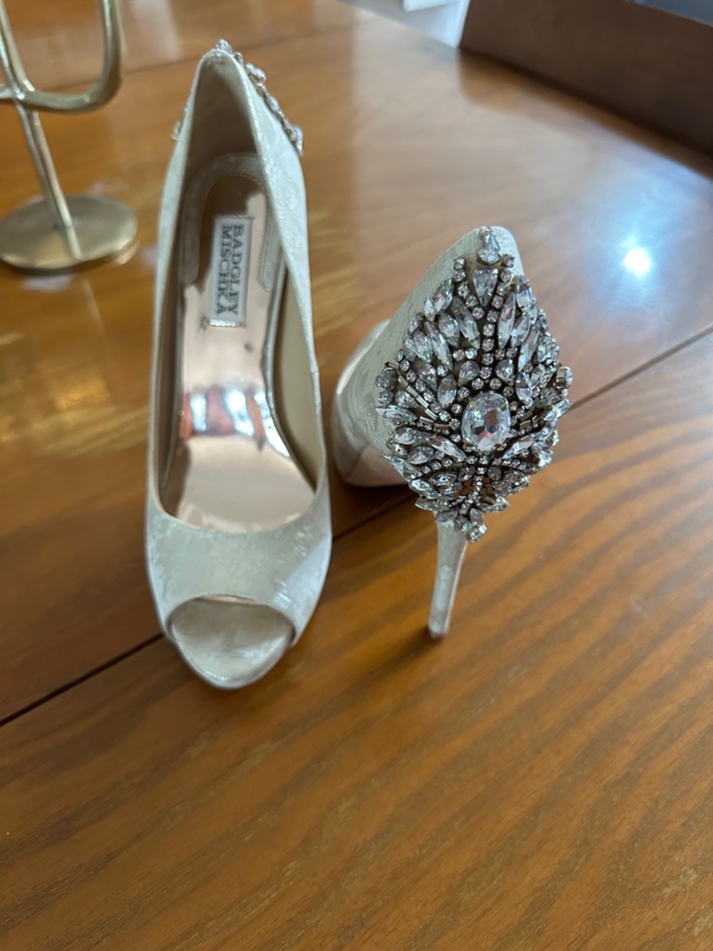 Badgley Mischka Ivory Crystal-Embellished Peep-Toe Pumps